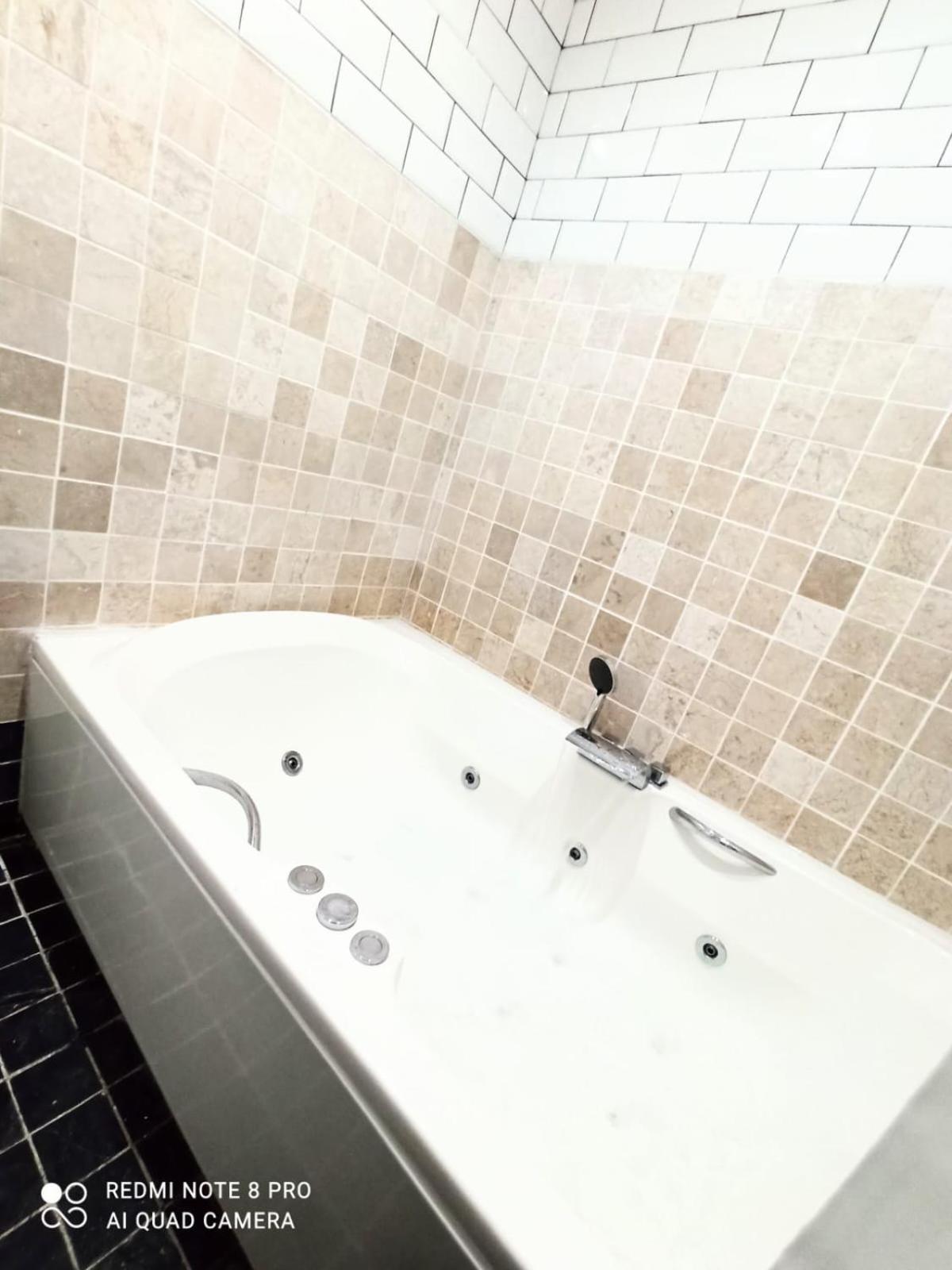 Quarto em Acomodações Particulares Solyluna Barcelona